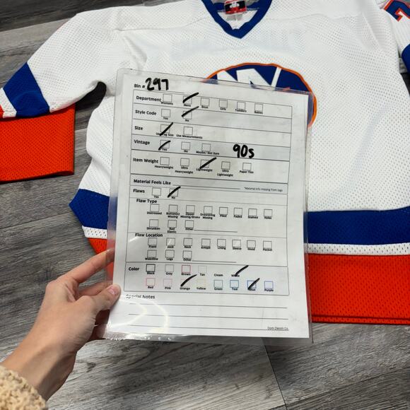 Vintage‎ 90s NHL New York Islanders Pierre Turgeon #77 Mens L Hockey Jersey USA - Picture 8 of 8